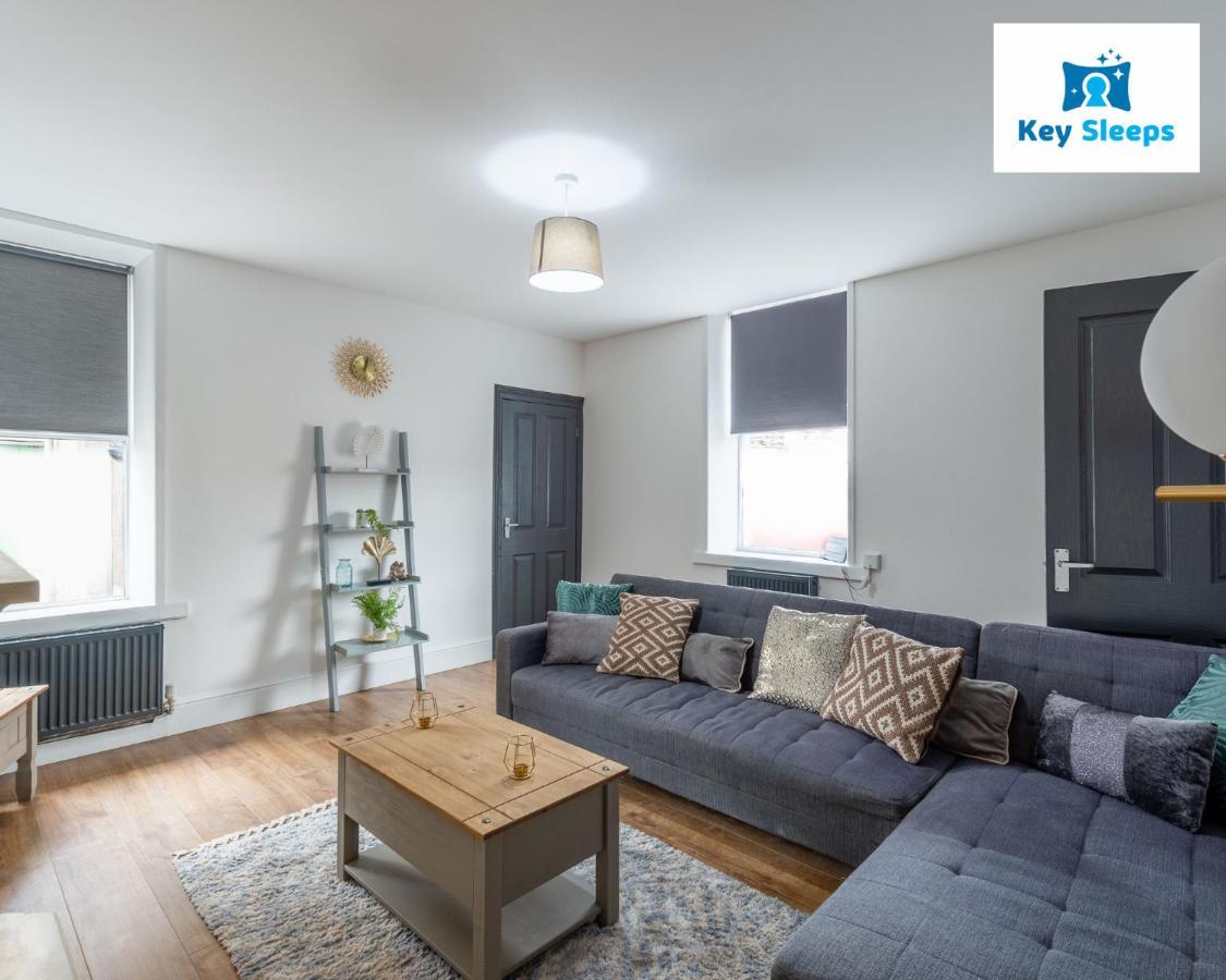 Five Bedroom Spacious Modern House By Keysleeps Short Lets Workington Lake District Beach Esterno foto