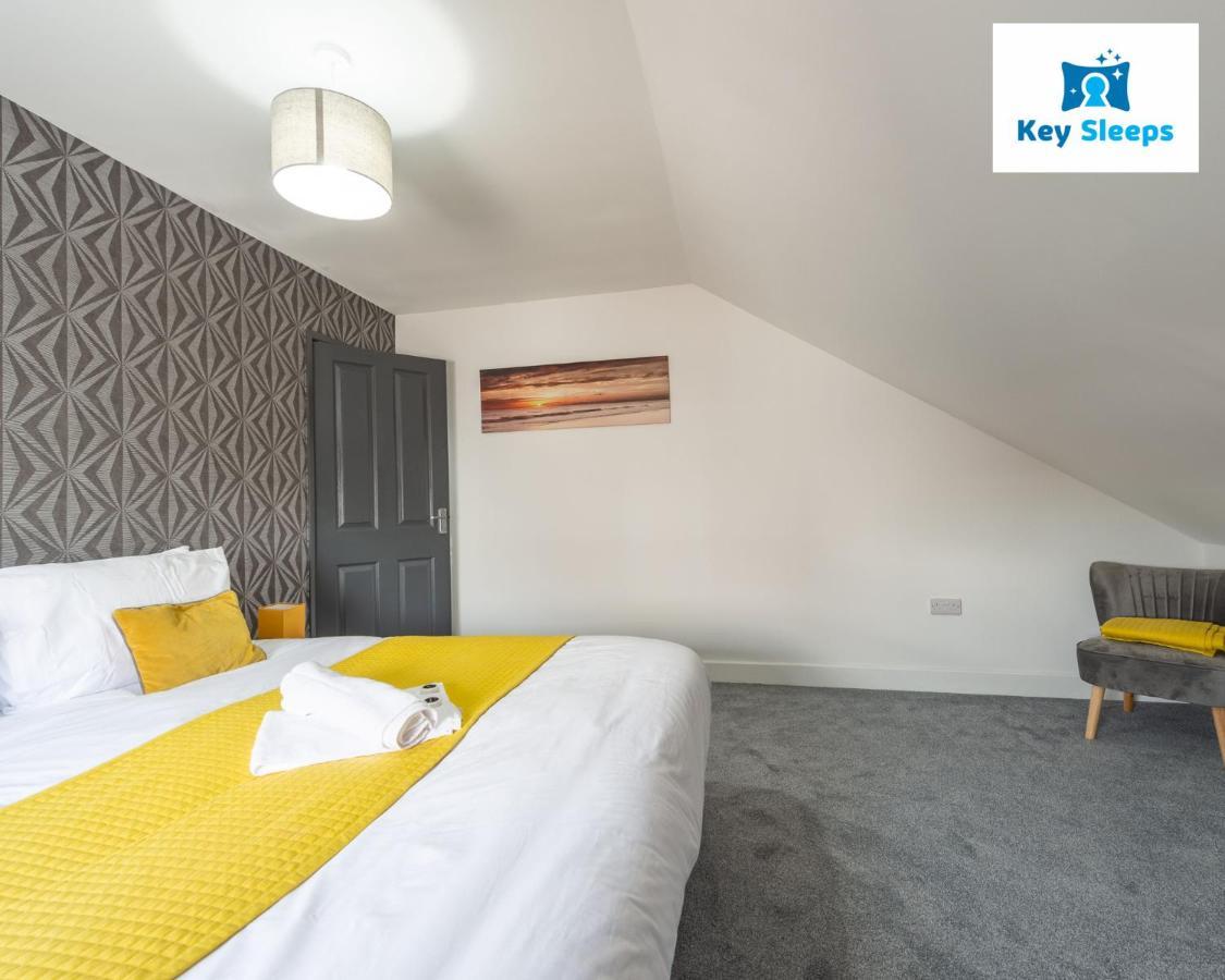 Five Bedroom Spacious Modern House By Keysleeps Short Lets Workington Lake District Beach Esterno foto