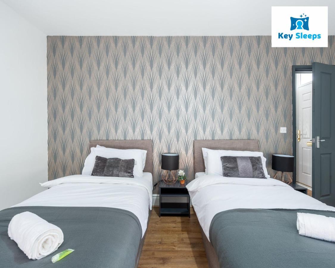 Five Bedroom Spacious Modern House By Keysleeps Short Lets Workington Lake District Beach Esterno foto