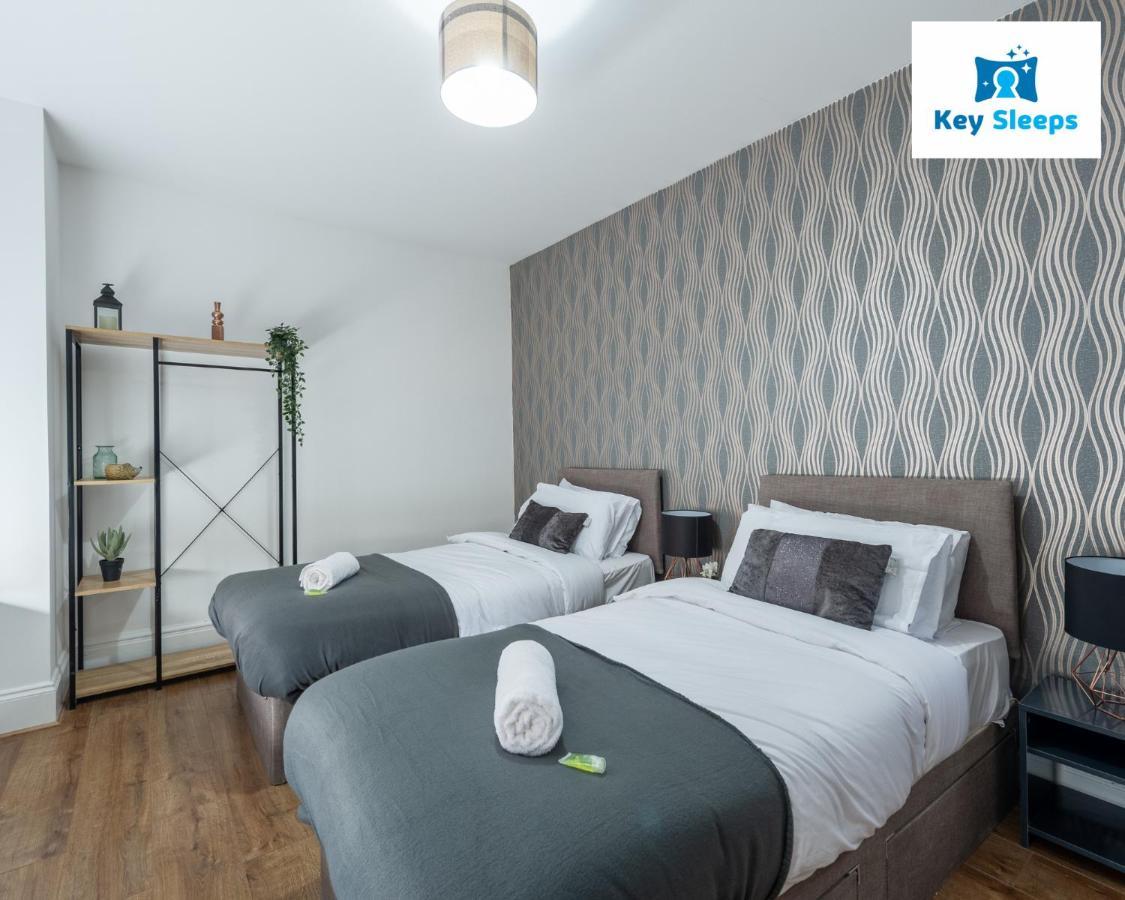 Five Bedroom Spacious Modern House By Keysleeps Short Lets Workington Lake District Beach Esterno foto