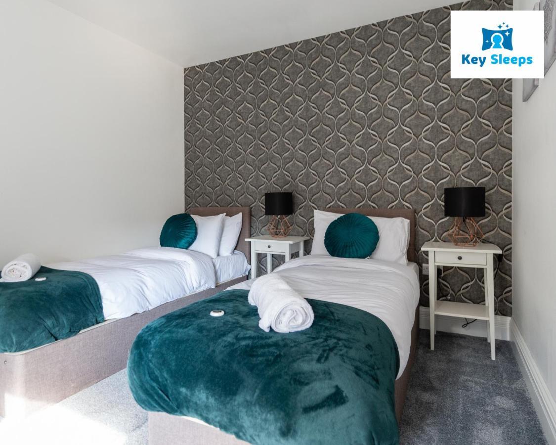 Five Bedroom Spacious Modern House By Keysleeps Short Lets Workington Lake District Beach Esterno foto